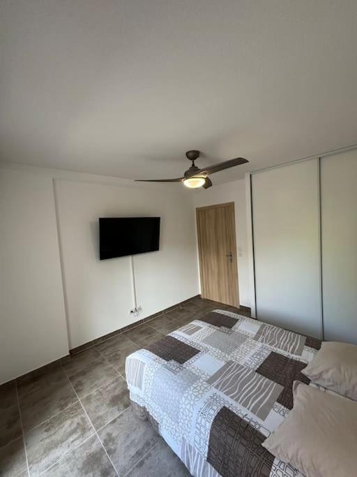 Jolie Appartement En Residence Бастия Экстерьер фото