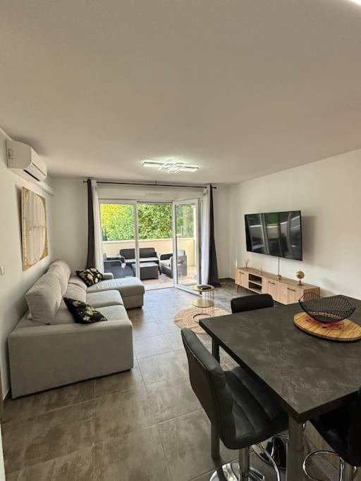 Jolie Appartement En Residence Бастия Экстерьер фото