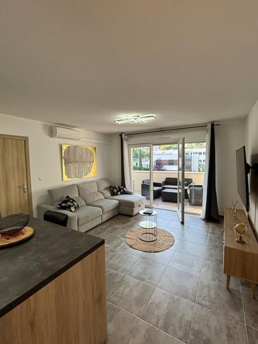 Jolie Appartement En Residence Бастия Экстерьер фото